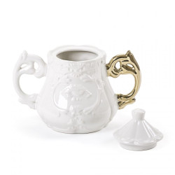 PORCELAIN SUGAR BOWL WITH GOLD HANDLES 13X15 - 09867