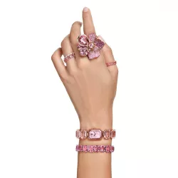 FLORERE COCKTAIL RING, LARGE PINK FLOWER, GOLD TONE PLATE