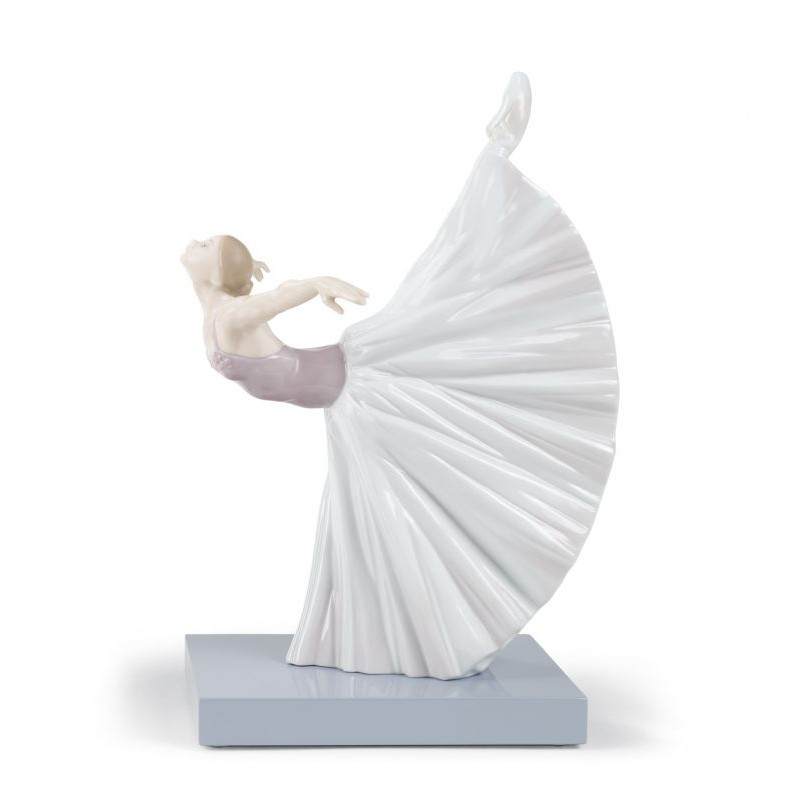 GISELLE ARABESQUE BALLET FIGURINE 1008475