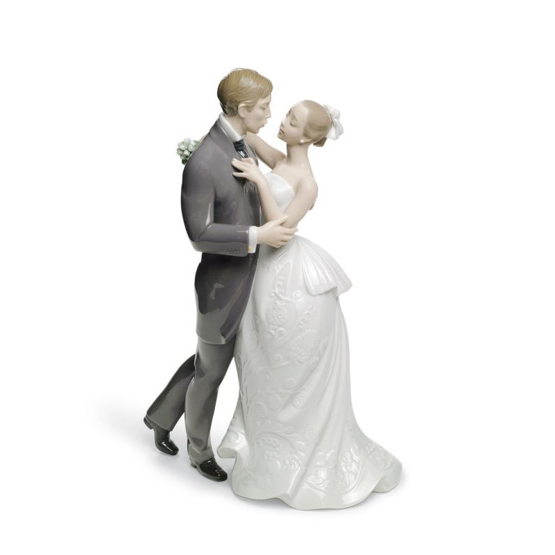 LOVERS WALTZ COUPLE FIGURINE 1008509