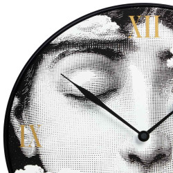 WALL CLOCK TEMA & VARIAZIONI, TRA LE NUVOLE