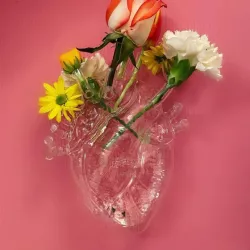 GLASS HEART VASE 25 CM, LOVE IN BLOOM 9922